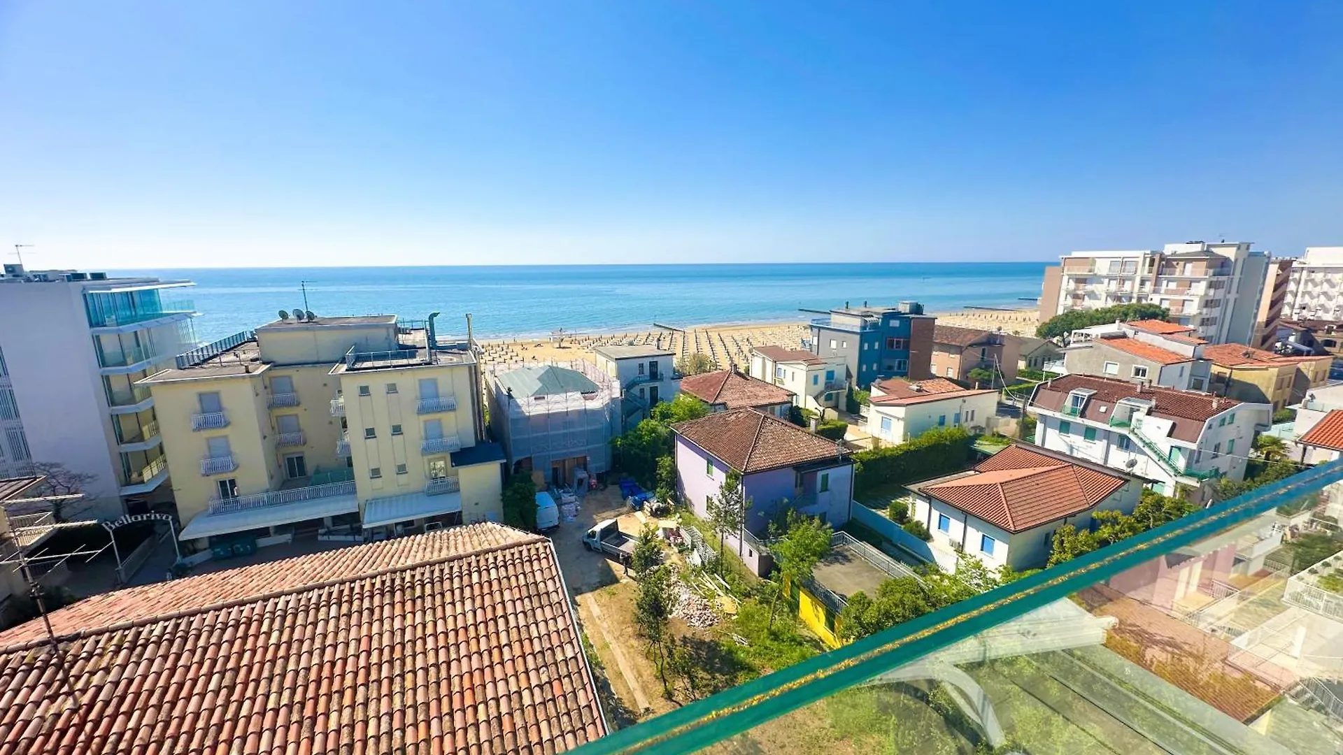 Vega Palace - Piscina Vista Mare In Attico, A Pochi Passi Dal Mare Lido di Jesolo Italy